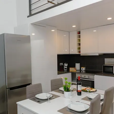 Antiga Adega Apartment *